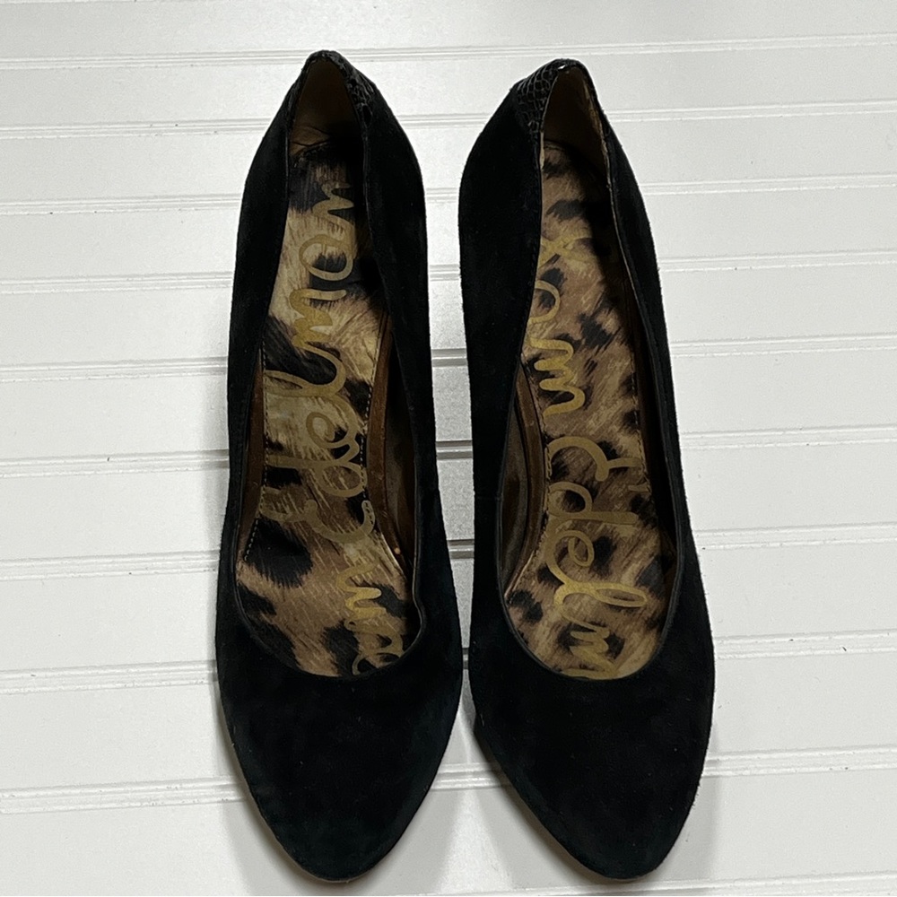 Sam Edelman Yasmine Black Suede Pumps